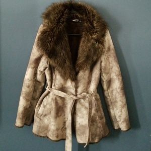 💖Allen B. Faux fur collar coat